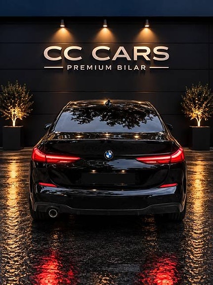 BMW 218i 5 of 12