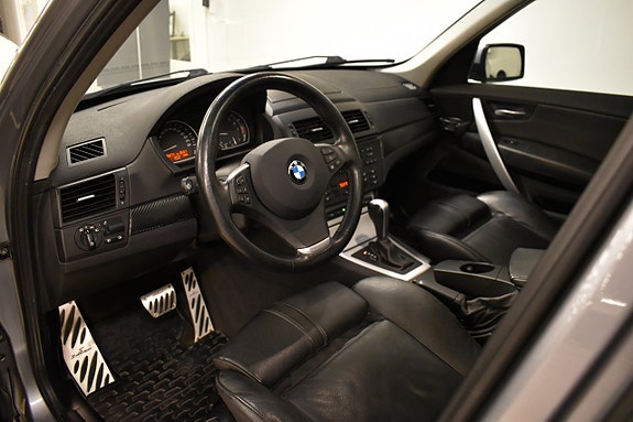 BMW X3 xDrive25i Comfort | 218 ch | BVA | Cuir | Toit panoramique | Sièges chauffants AV/AR | Attelage amovible