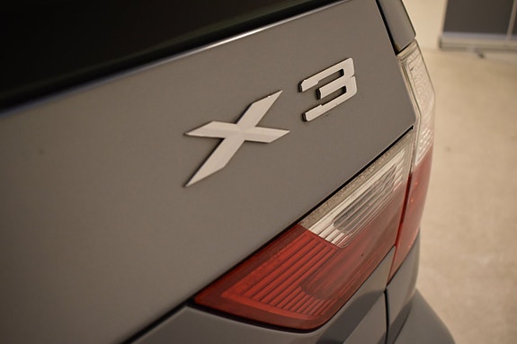 BMW X3 xDrive25i Comfort | 218 ch | BVA | Cuir | Toit panoramique | Sièges chauffants AV/AR | Attelage amovible