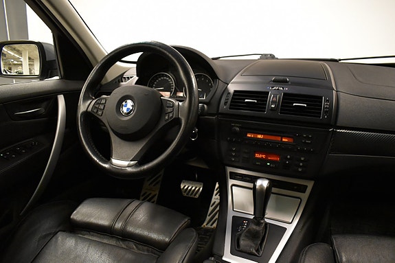 BMW X3 xDrive25i Comfort | 218 ch | BVA | Cuir | Toit panoramique | Sièges chauffants AV/AR | Attelage amovible