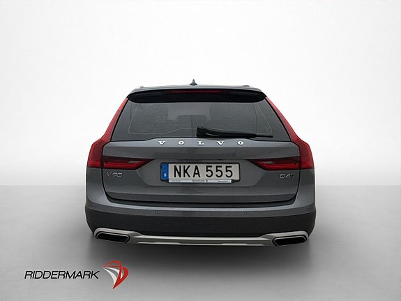 Volvo V90 Cross Country 6 of 30