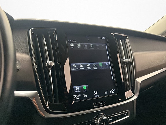 Volvo V90 Cross Country 21 of 30
