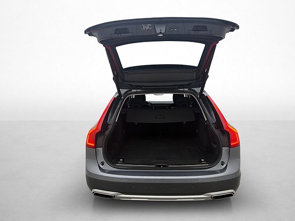 Volvo V90 Cross Country 27 of 30