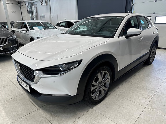 Mazda CX-30 4 of 23