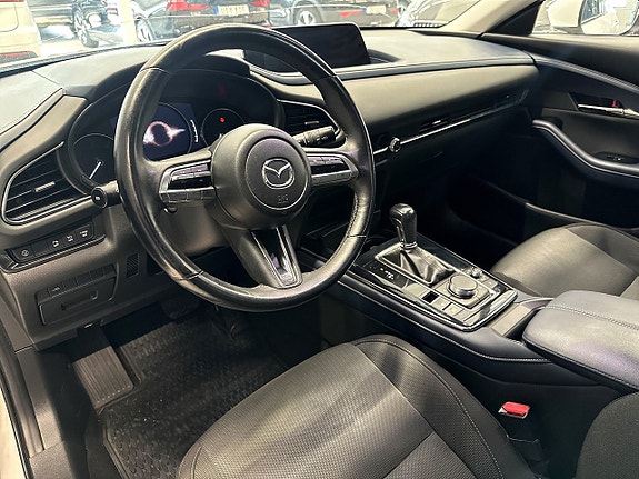 Mazda CX-30 16 of 23