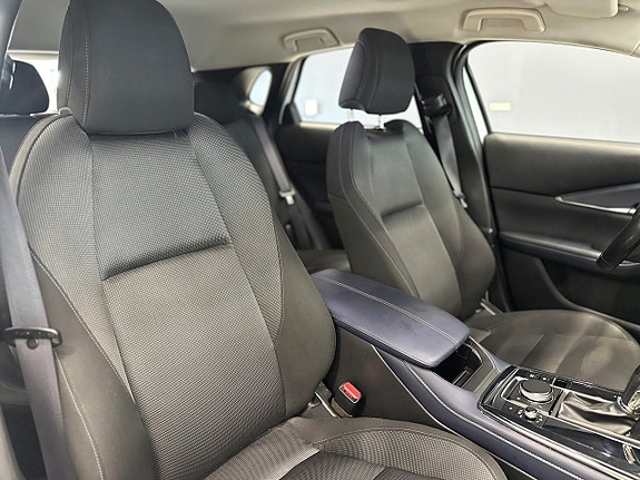 Mazda CX-30 14 of 23