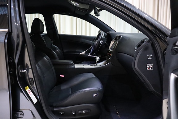 Lexus IS F 28 of 29