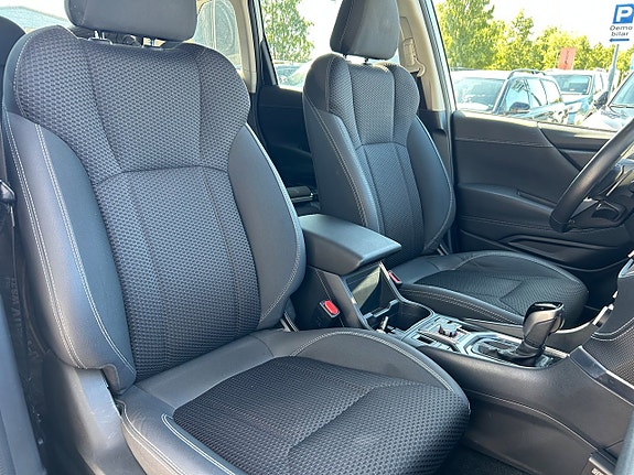 Subaru Forester 7 of 10