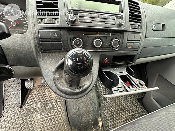 Volkswagen Transporter 2.0 16 of 27