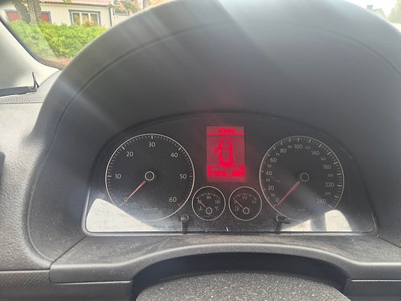 Volkswagen Caddy 4 of 7