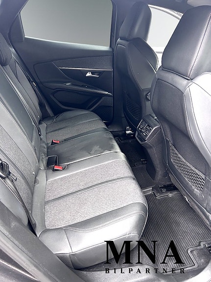 Peugeot 3008 11 of 14