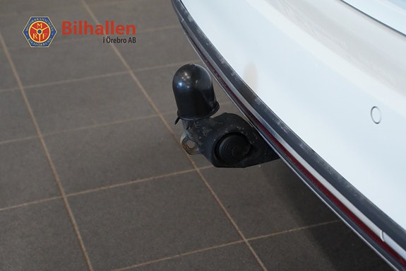 Volkswagen Passat Alltrack 13 of 27