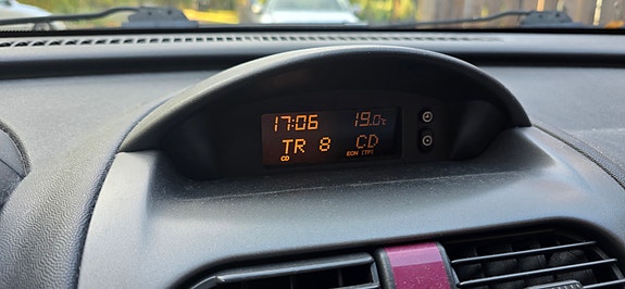 Opel Corsa 2 of 7