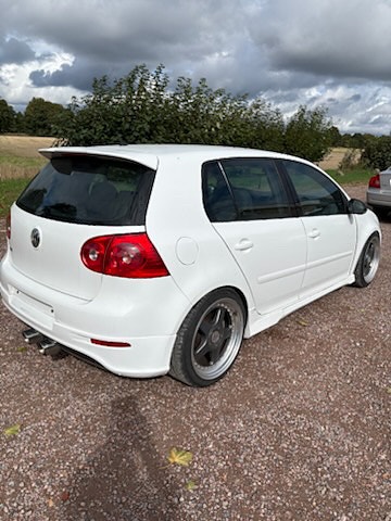 Volkswagen Golf V 8 of 13