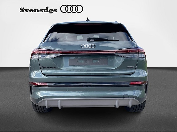 Audi Q4 e-tron 7 of 18