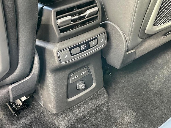 Audi Q4 e-tron 15 of 18