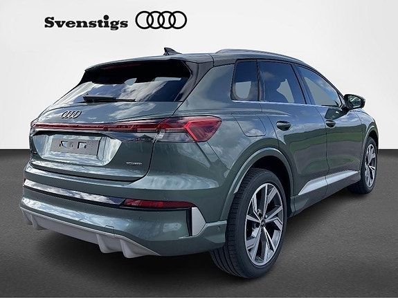 Audi Q4 e-tron 6 of 18
