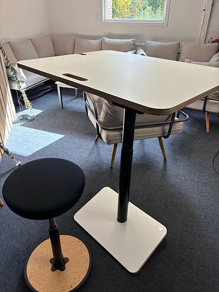 Product image 1 of 8
