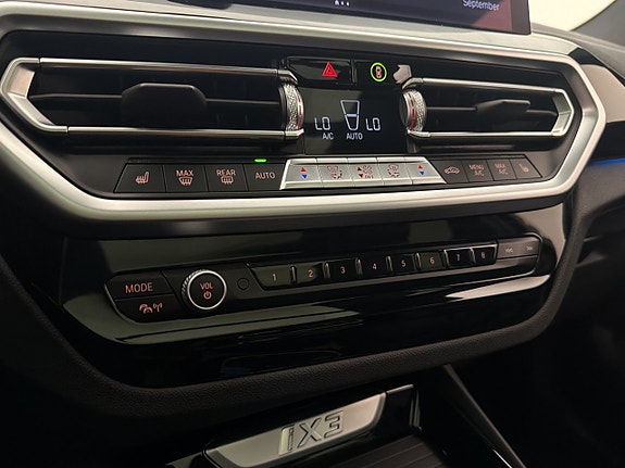 BMW iX3 28 of 30