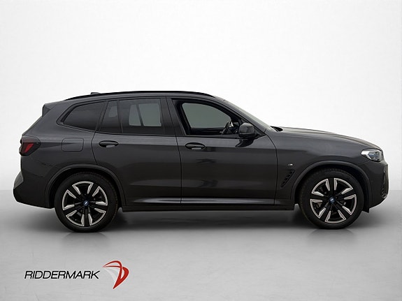 BMW iX3 5 of 30