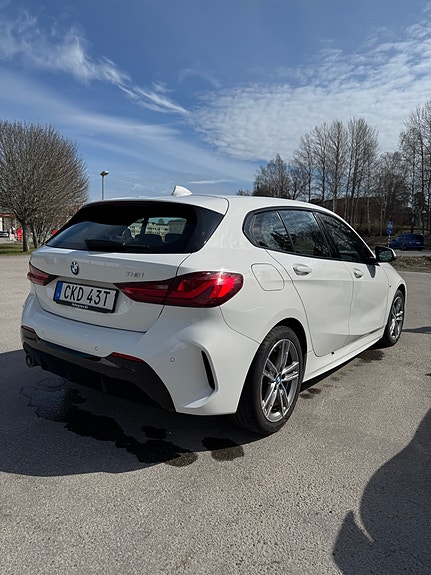 BMW 118i 6 of 10