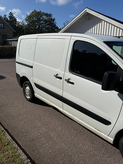 Peugeot Expert 2 of 3