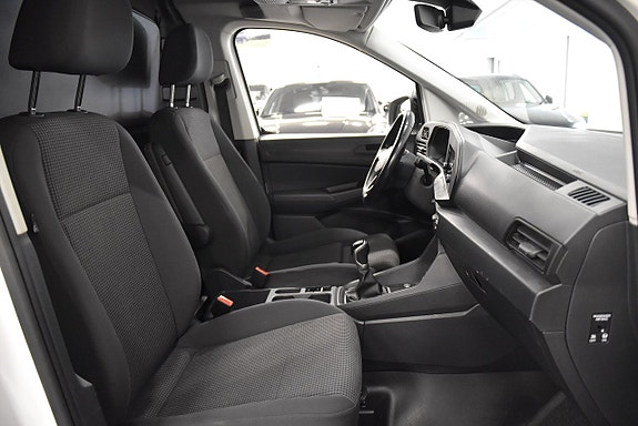 Volkswagen Caddy 12 of 18