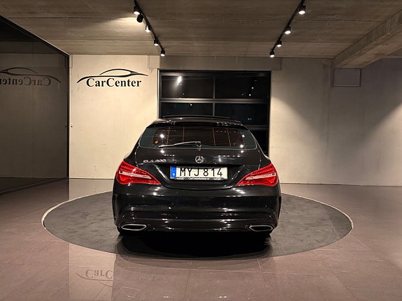 Mercedes-Benz CLA200 9 of 17