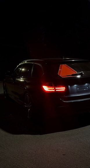 BMW 320d 5 of 6