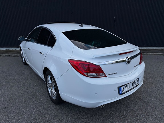 Opel Insignia 3 of 10