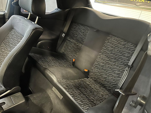 Volkswagen Golf I 13 of 16