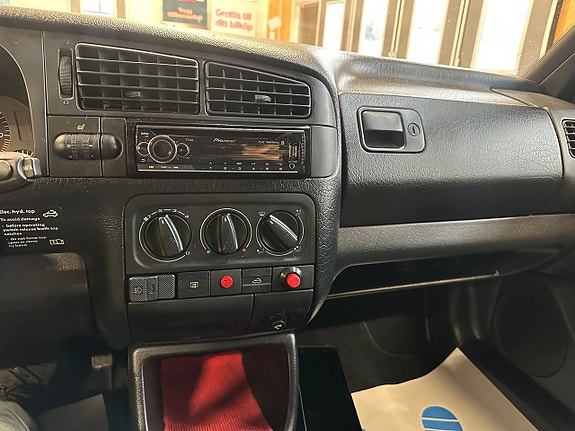 Volkswagen Golf I 16 of 16
