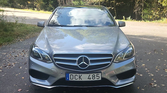 Mercedes-Benz E350 8 of 16