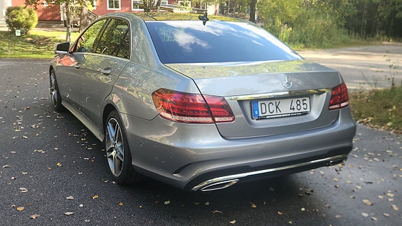 Mercedes-Benz E350 3 of 16