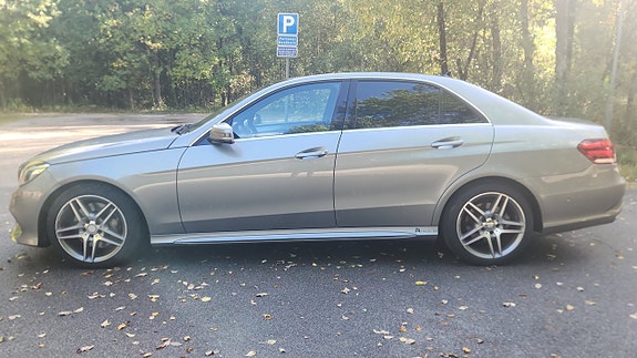 Mercedes-Benz E350 2 of 16