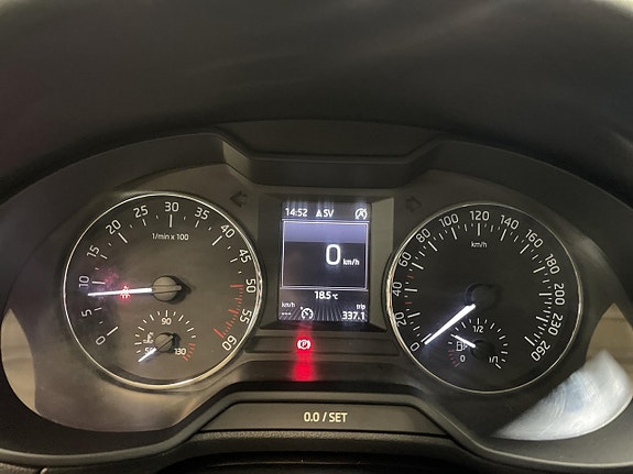 Skoda Octavia 12 of 22