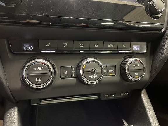 Skoda Octavia 14 of 22