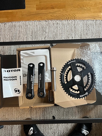 Product image 1 of 6