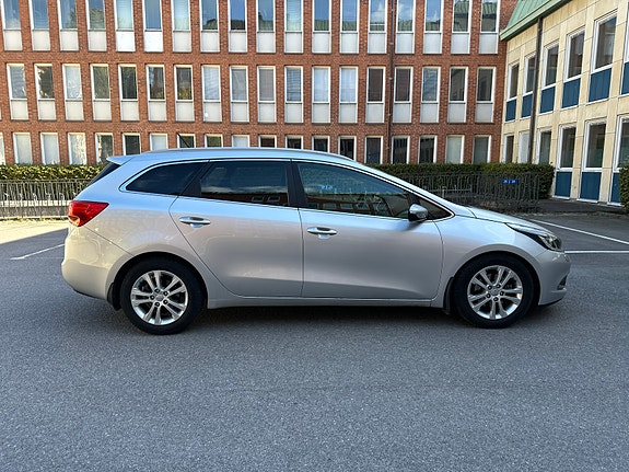 Kia Ceed 5 of 10