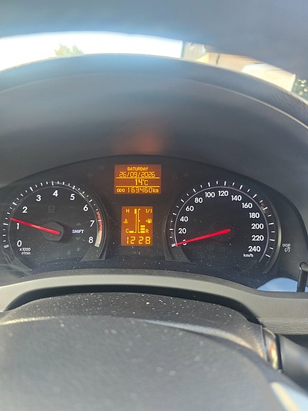 Toyota Avensis 9 of 9