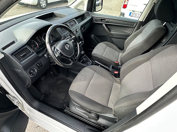 Volkswagen Caddy 8 of 8