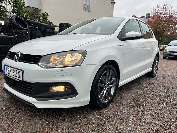 Volkswagen Polo 2 of 9