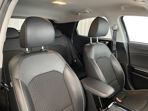 Kia XCeed 10 of 15