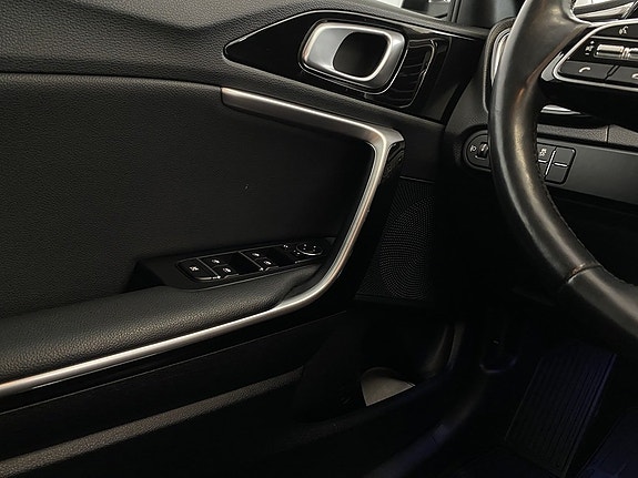 Kia XCeed 14 of 15