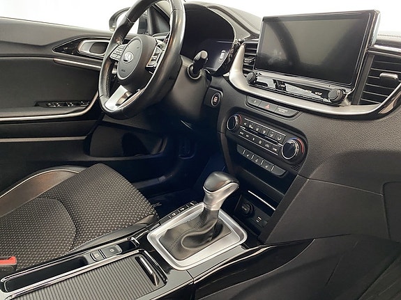 Kia XCeed 11 of 15