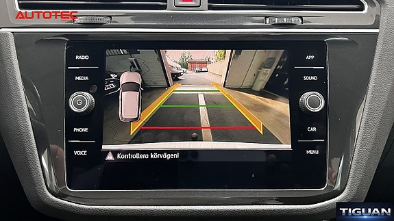 Volkswagen Tiguan 15 of 25