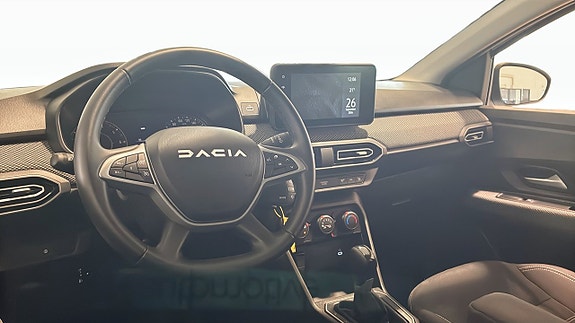 Dacia Sandero 13 of 25