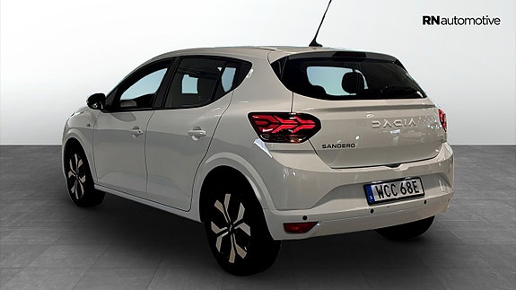 Dacia Sandero 3 of 25