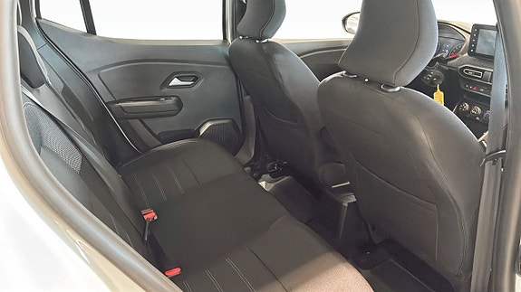 Dacia Sandero 23 of 25