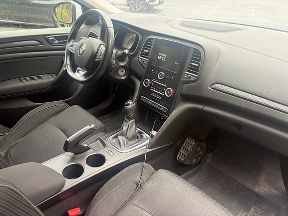 Renault Megane IV 8 of 8